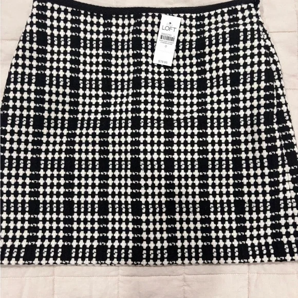 NWT LOFT Black and White Mini Houndstooth Skirt - Picture 4 of 6